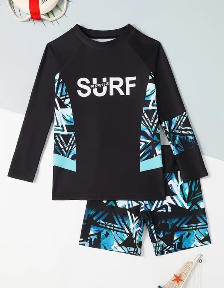 Conjunto baño niño ( 7/8Y )